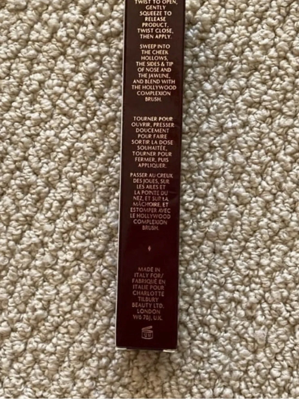 Charlotte Tilbury Hollywood Contour Wand Light to Medium Like New with Box